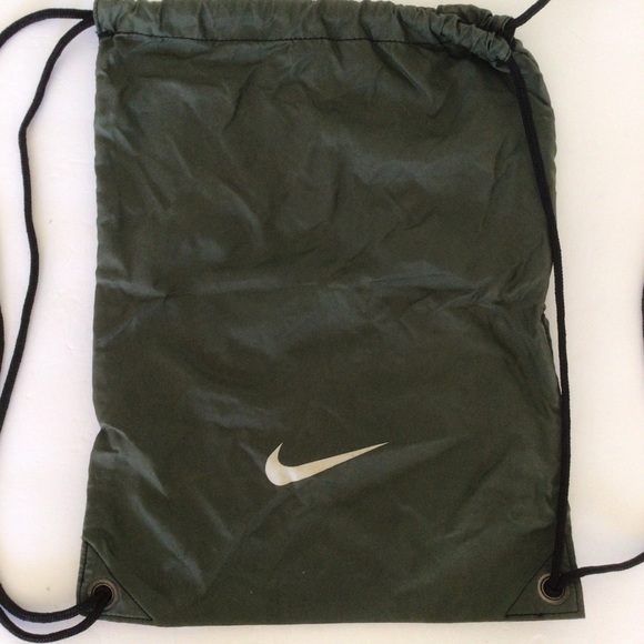 Nike Handbags - NIKE NYLON ARMY GREEN GYM SACK BACKPACK